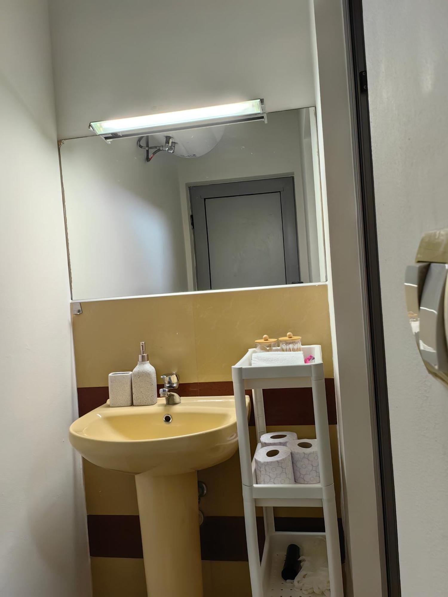 2 Bedrooms Apartment. Plovdiv Ngoại thất bức ảnh