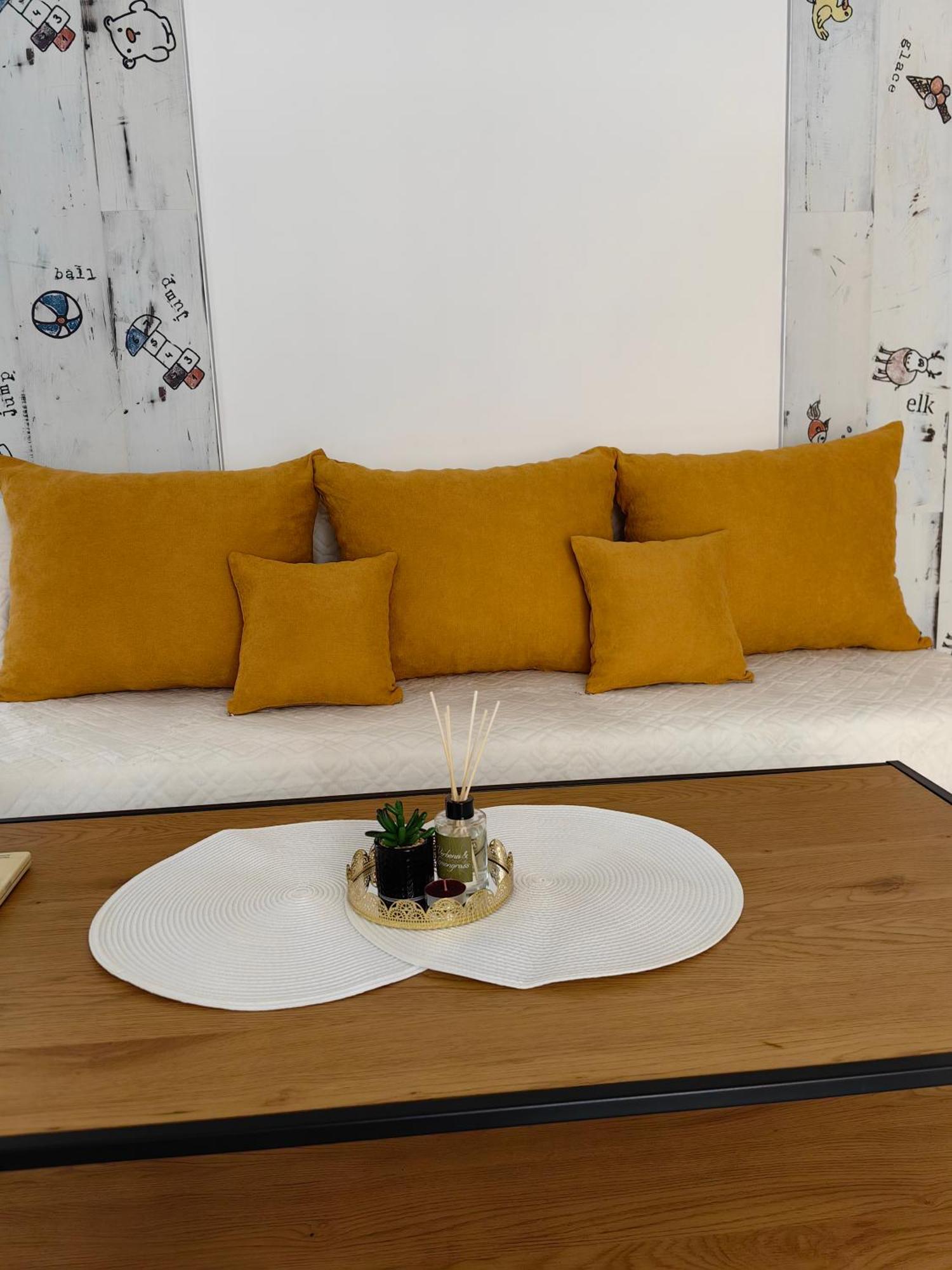 2 Bedrooms Apartment. Plovdiv Ngoại thất bức ảnh